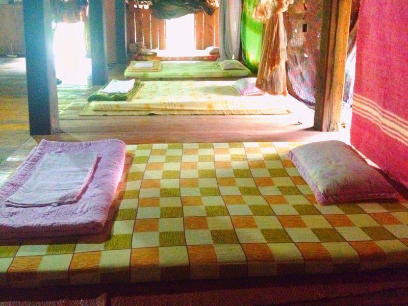 Thon Tha Tay Stilt House Apartment Ha Giang Luaran gambar