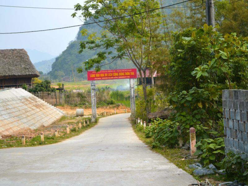 Thon Tha Tay Stilt House Apartment Ha Giang Luaran gambar